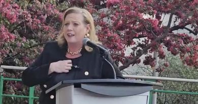MacLeod Stands With Jewish Community at Israel Independence Day Ceremony